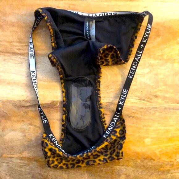 NWT! Kendall & Kylie Animal Print Logo Tape Bikini size XL - Picture 10 of 12